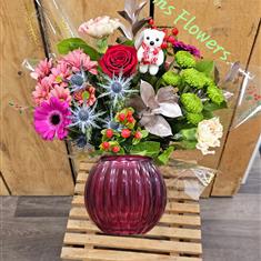 Bouquet in Red Globe